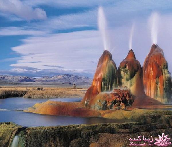 کوه های آبفشان در آمریکا 